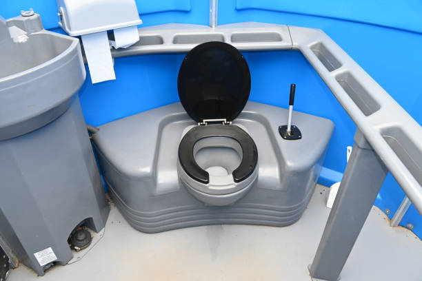Best Portable restroom solutions  in Ina, IL